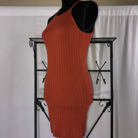 Forever 21 Halter Top Bodycon Dress - Picture 6 of 8
